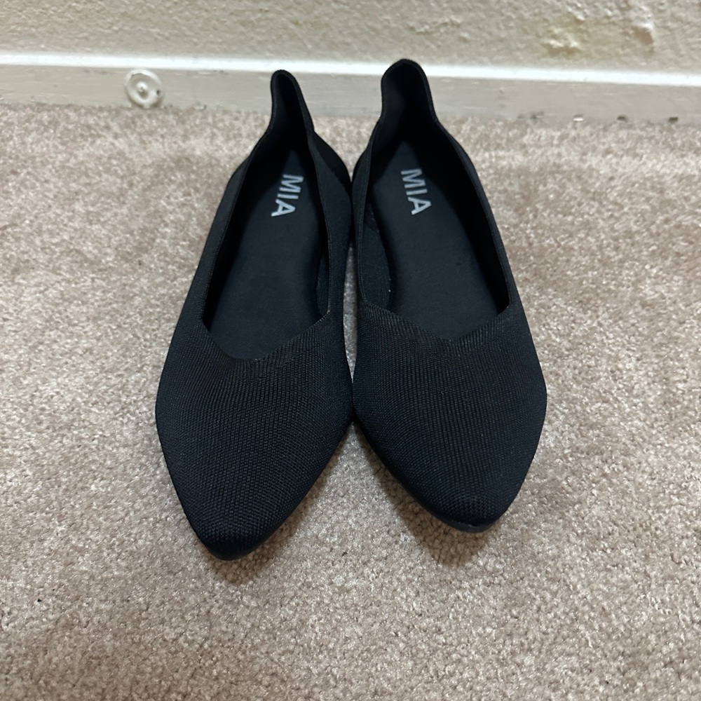 MIA Izzy Flyknit Flat